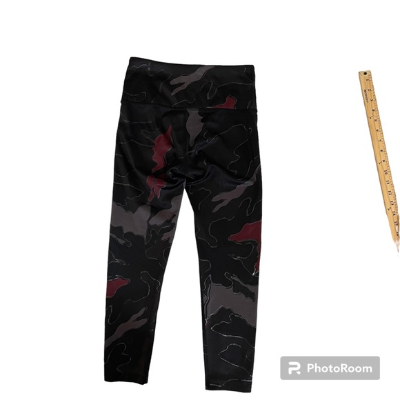 Noli Leggings Yoga Guerra Garnet Print Size Small Compression Gently Worn Small - Picture 3 of 8